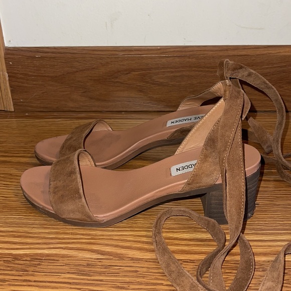 Steve Madden Lace Up Sandals - Size 7.5 - Picture 2 of 5